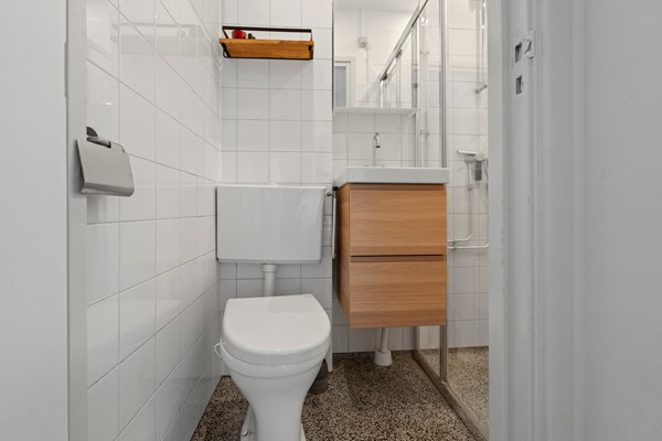Medium property photo - Leiduinstraat 17-2, 1058 SG Amsterdam